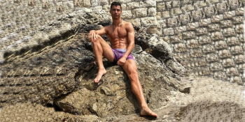 Cristiano Ronaldo transforma underwear em símbolo de poder na nova campanha CR7